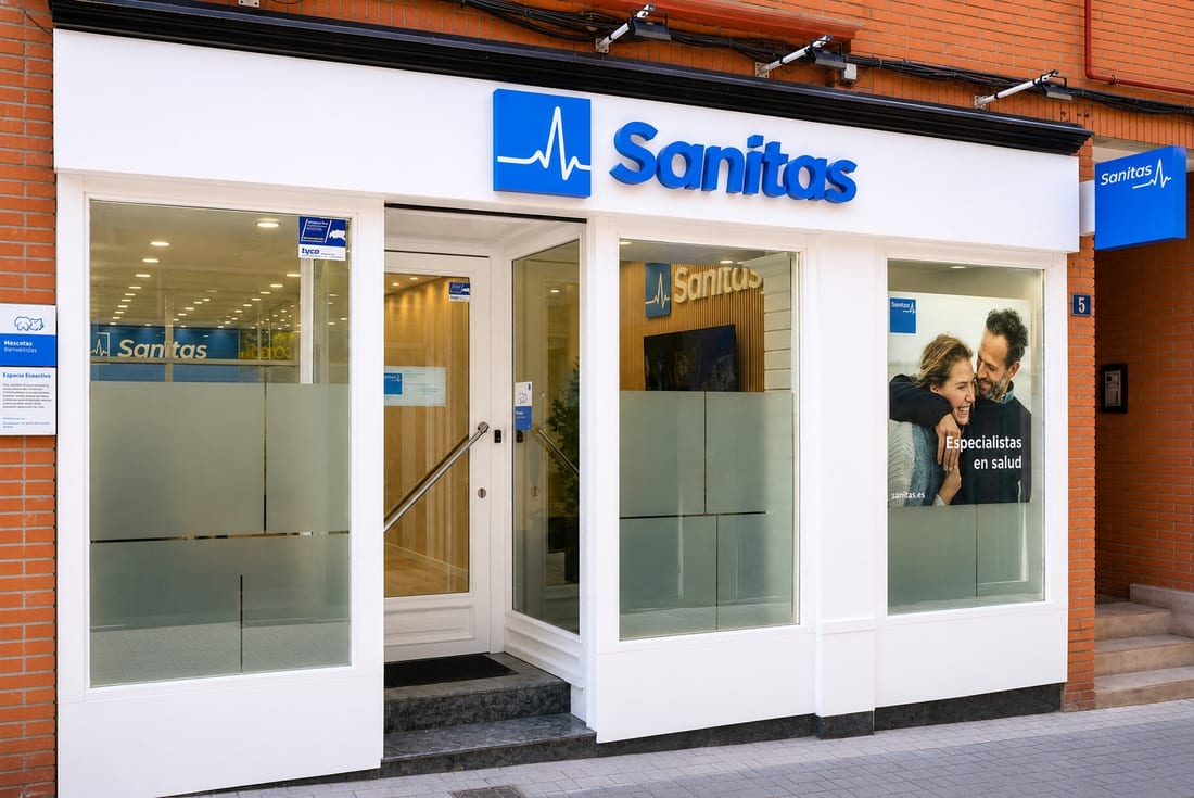 Façade du bureau Sanitas, Calle Santiago Apóstol 5, Majadahonda